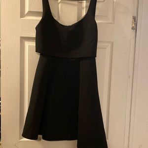 Elizabeth and James brand new dress